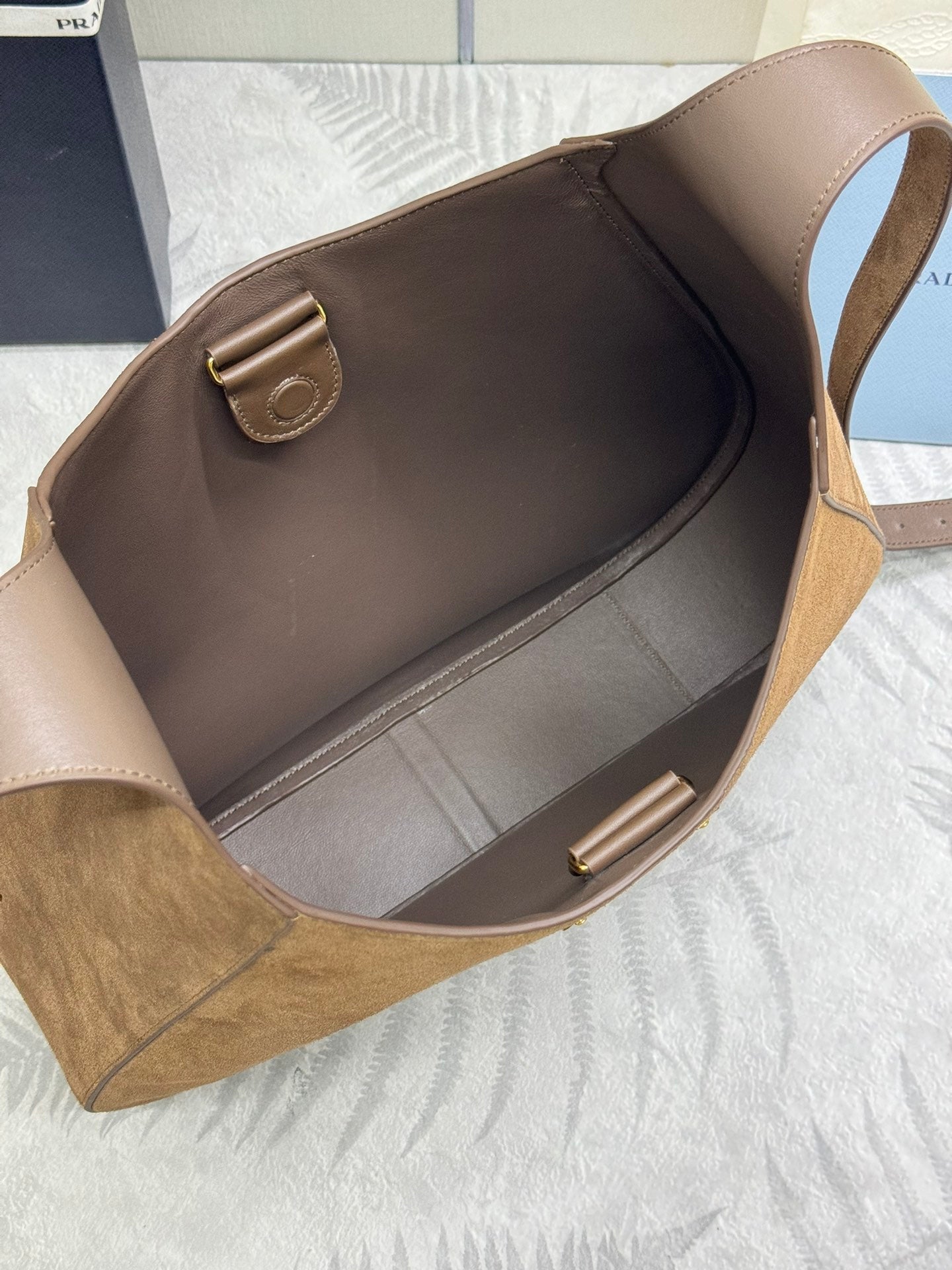 P-Shoulder Bag