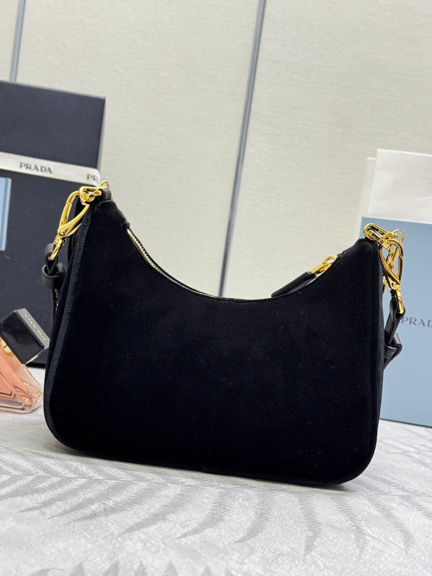 P-Shoulder Bag