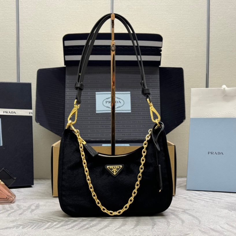 P-Shoulder Bag