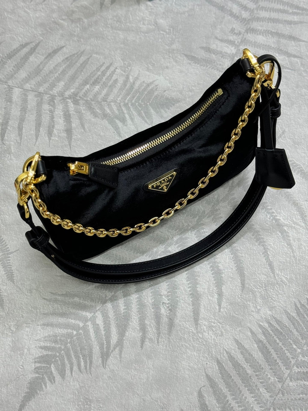 P-Shoulder Bag