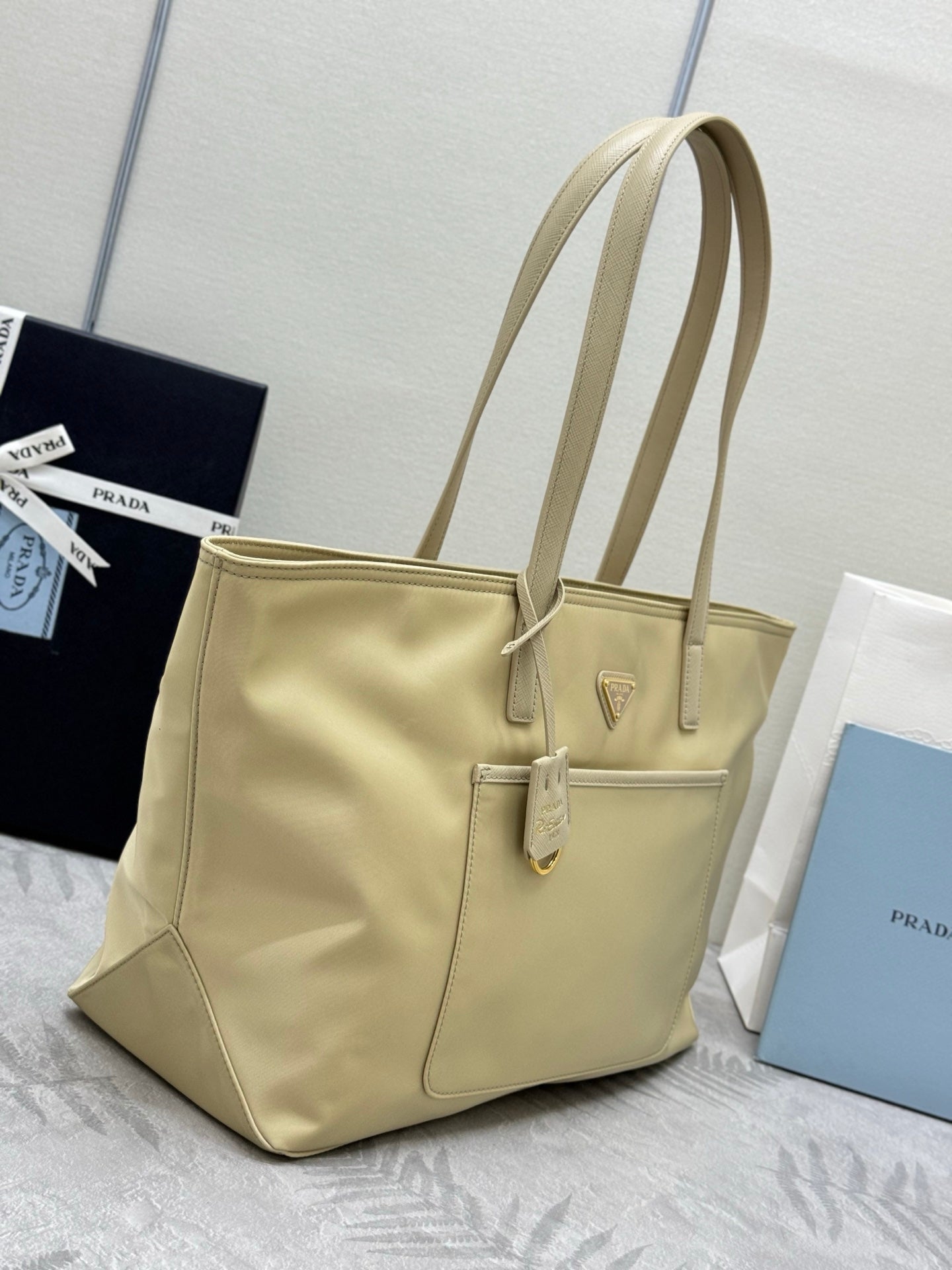 P-Shoulder Bag