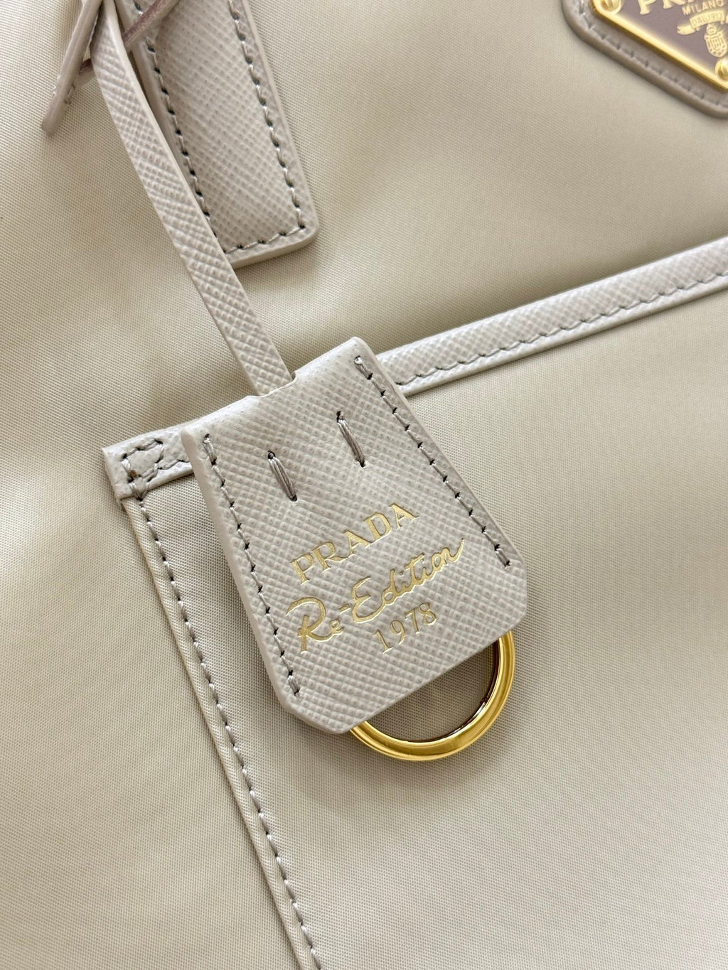 P-Shoulder Bag