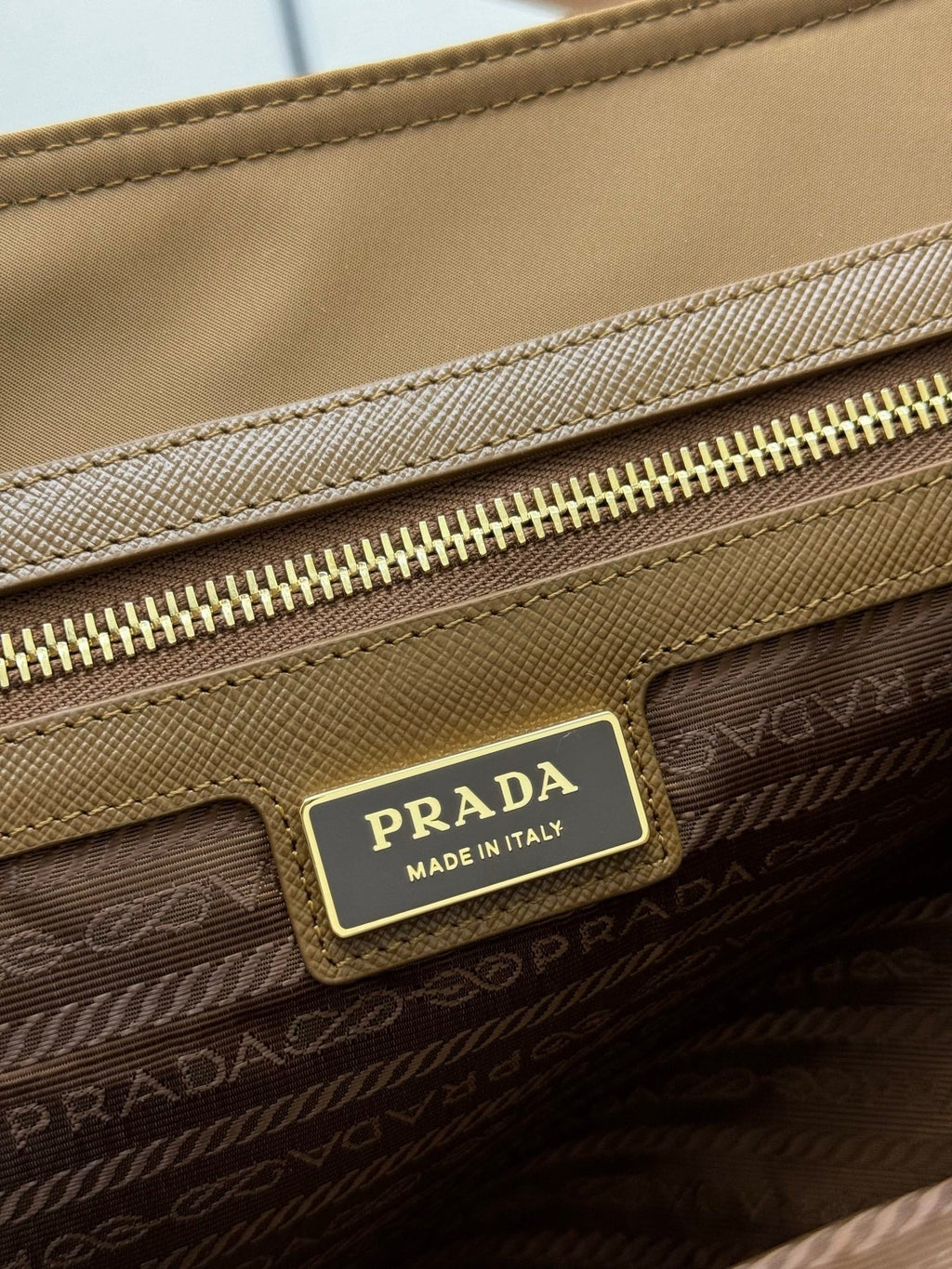 P-Shoulder Bag