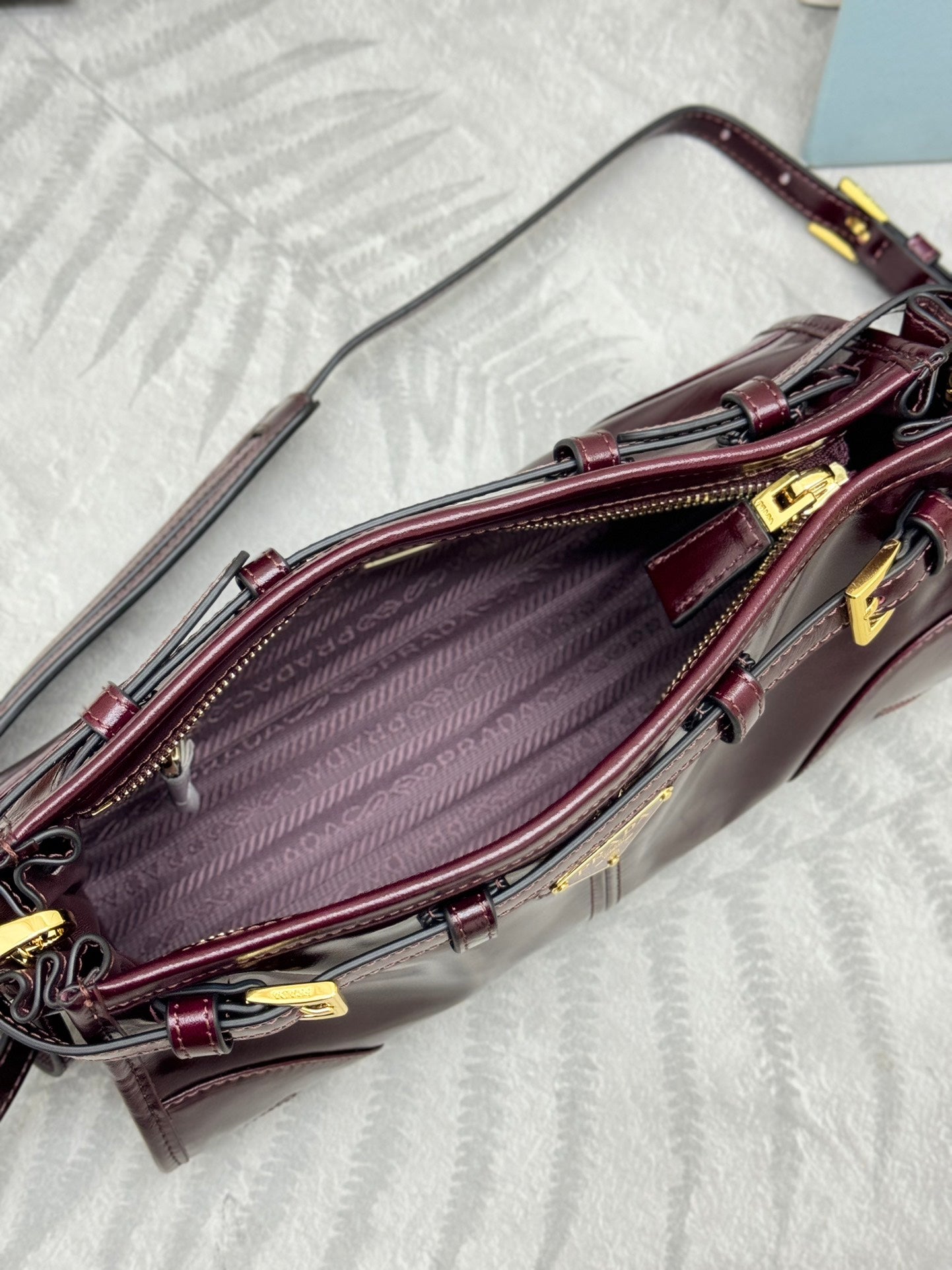 P-Shoulder Bag