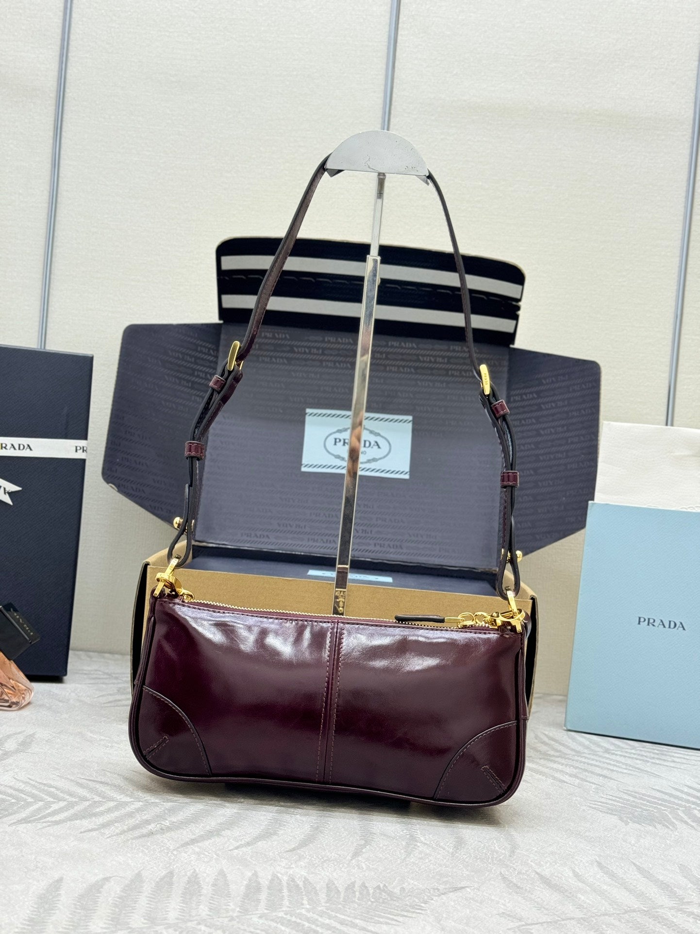 P-Shoulder Bag