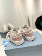 P-Sneakers