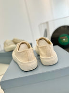 P-Sneakers