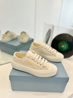 P-Sneakers