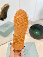 P-Sneakers