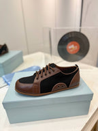 P-Sneakers