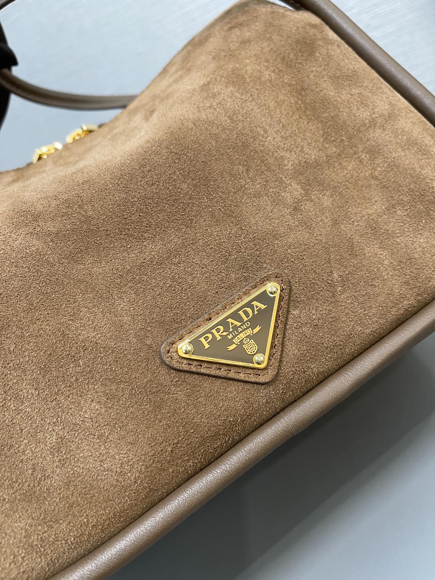 P-Shoulder Bag