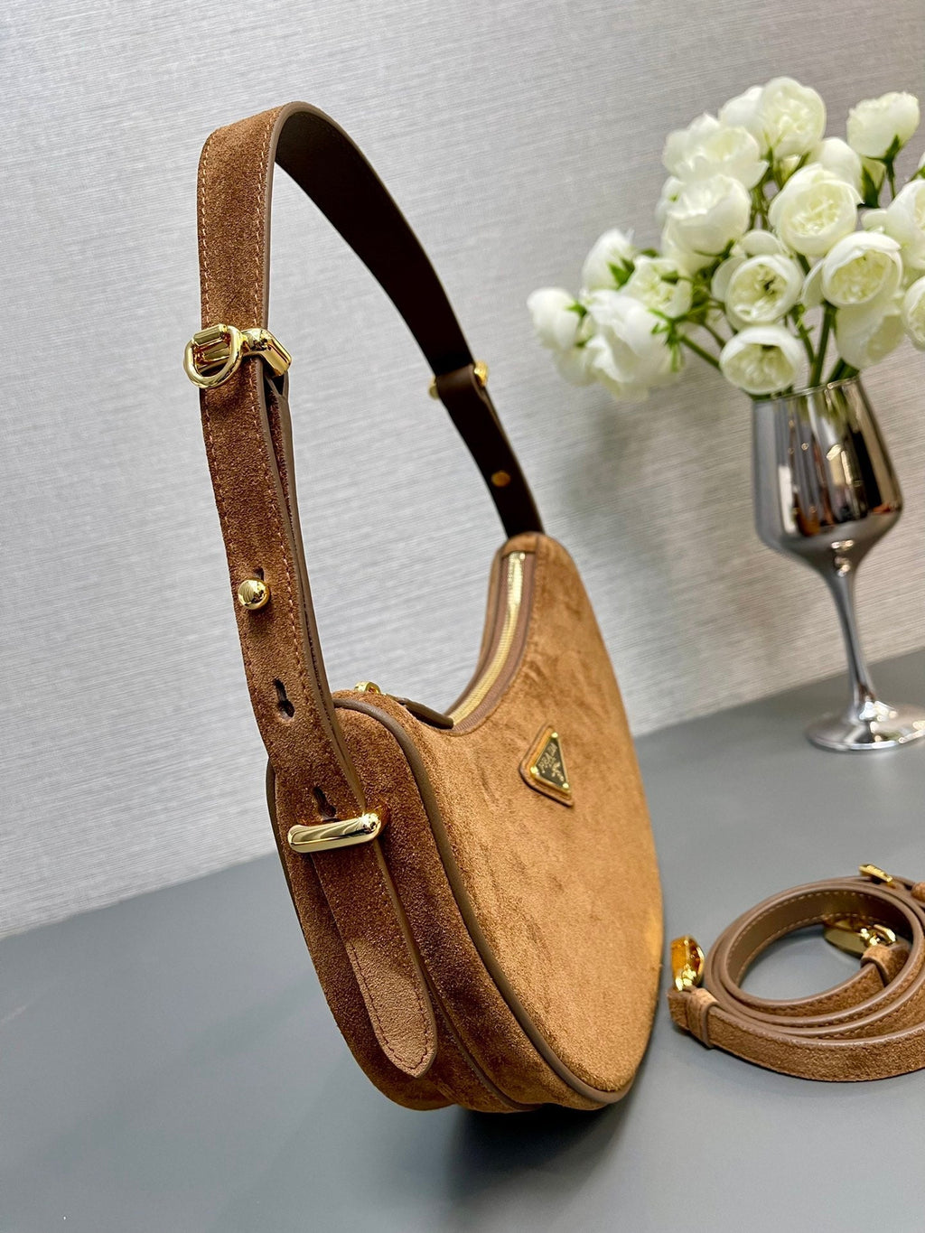 P-Shoulder Bag