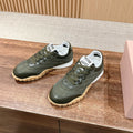 M-Sneakers