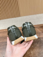 M-Sneakers