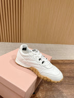 M-Sneakers