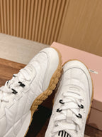 M-Sneakers
