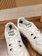M-Sneakers