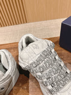 D-Sneakers