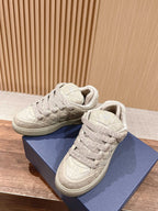 D-Sneakers