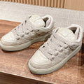 D-Sneakers