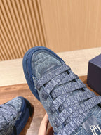D-Sneakers