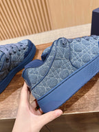D-Sneakers
