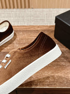 C-Sneakers