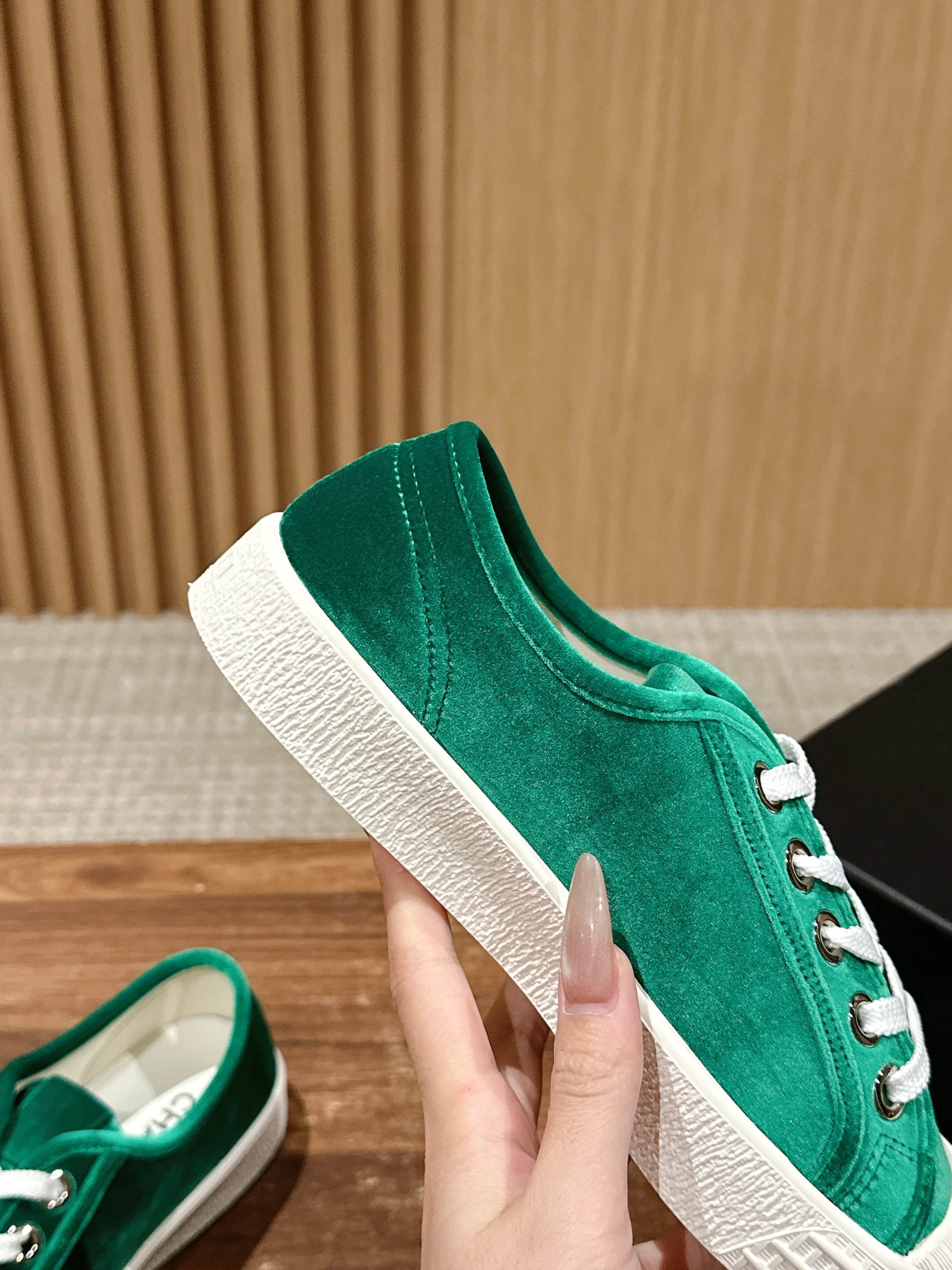 C-Sneakers