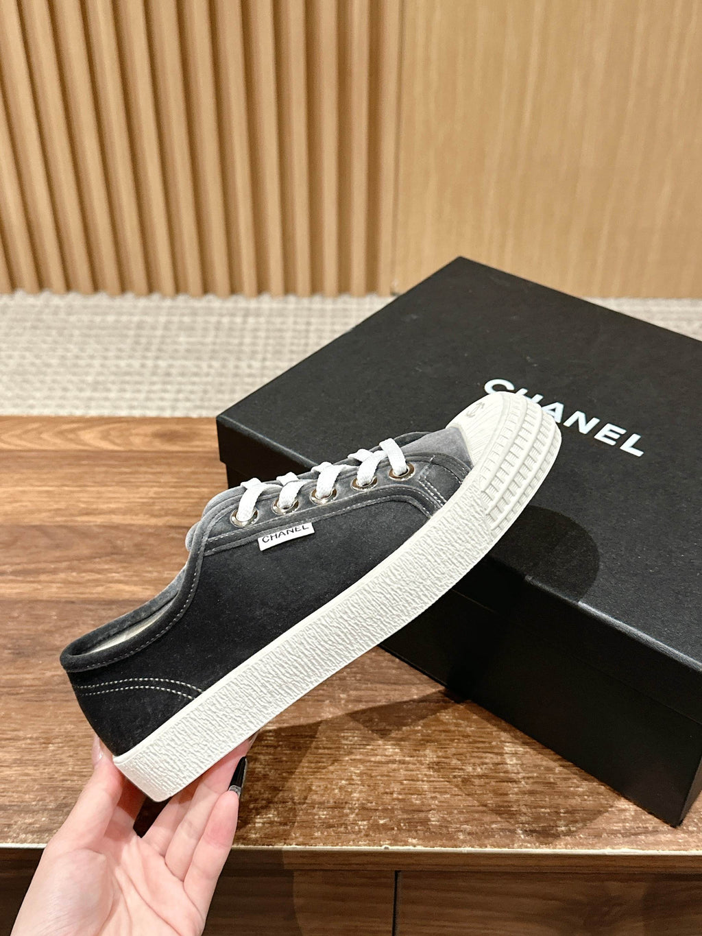 C-Sneakers