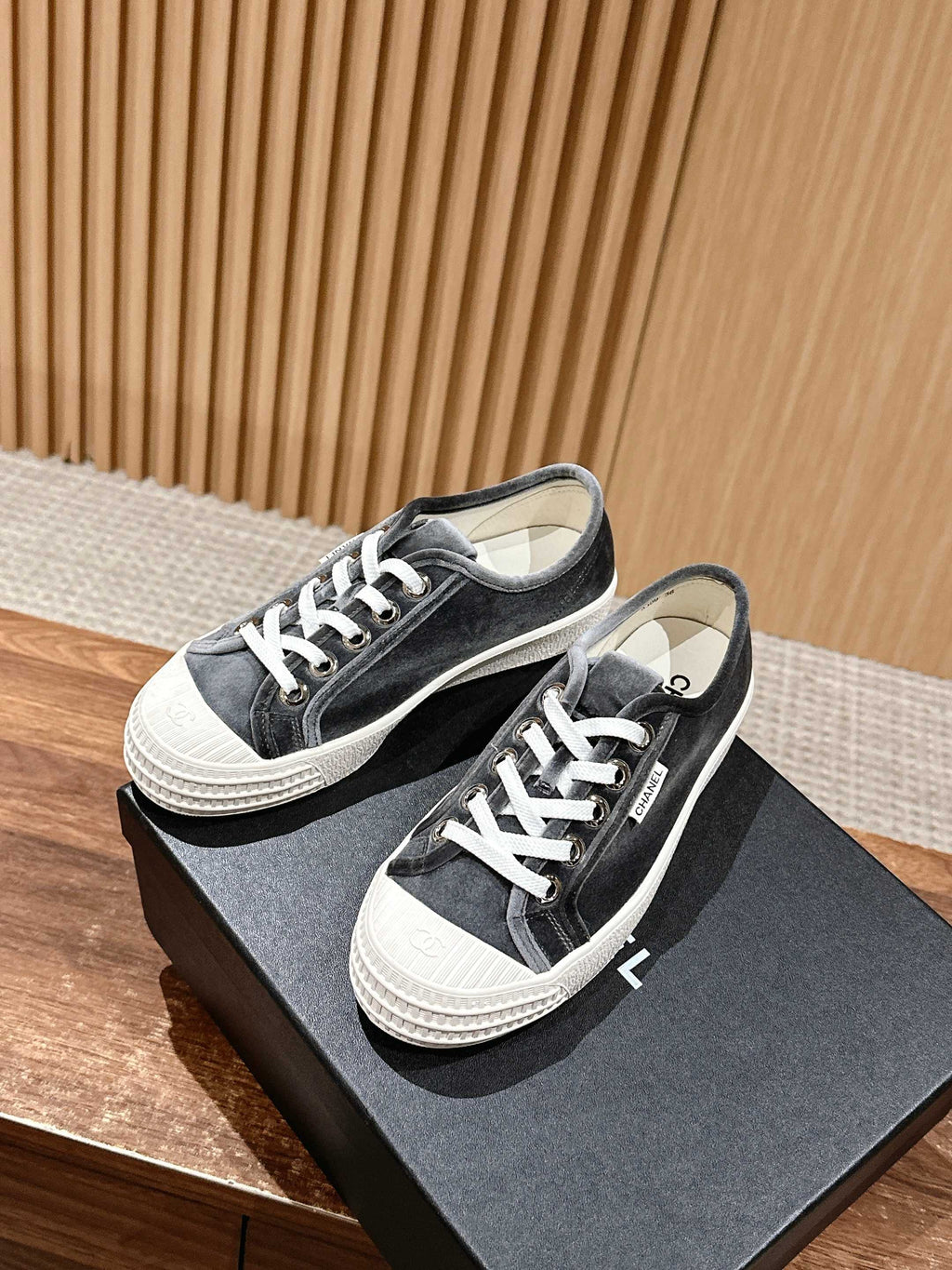 C-Sneakers