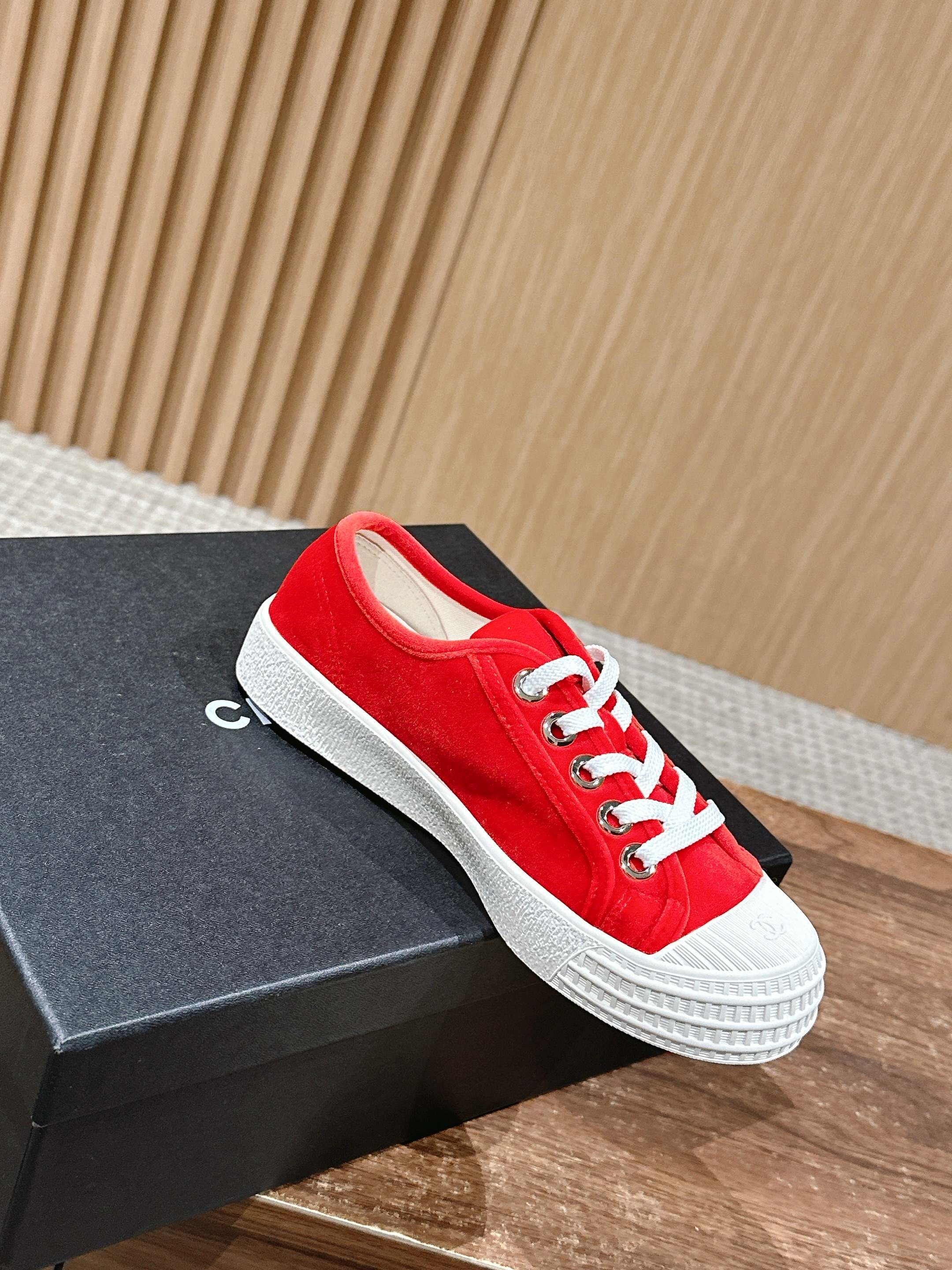 C-Sneakers