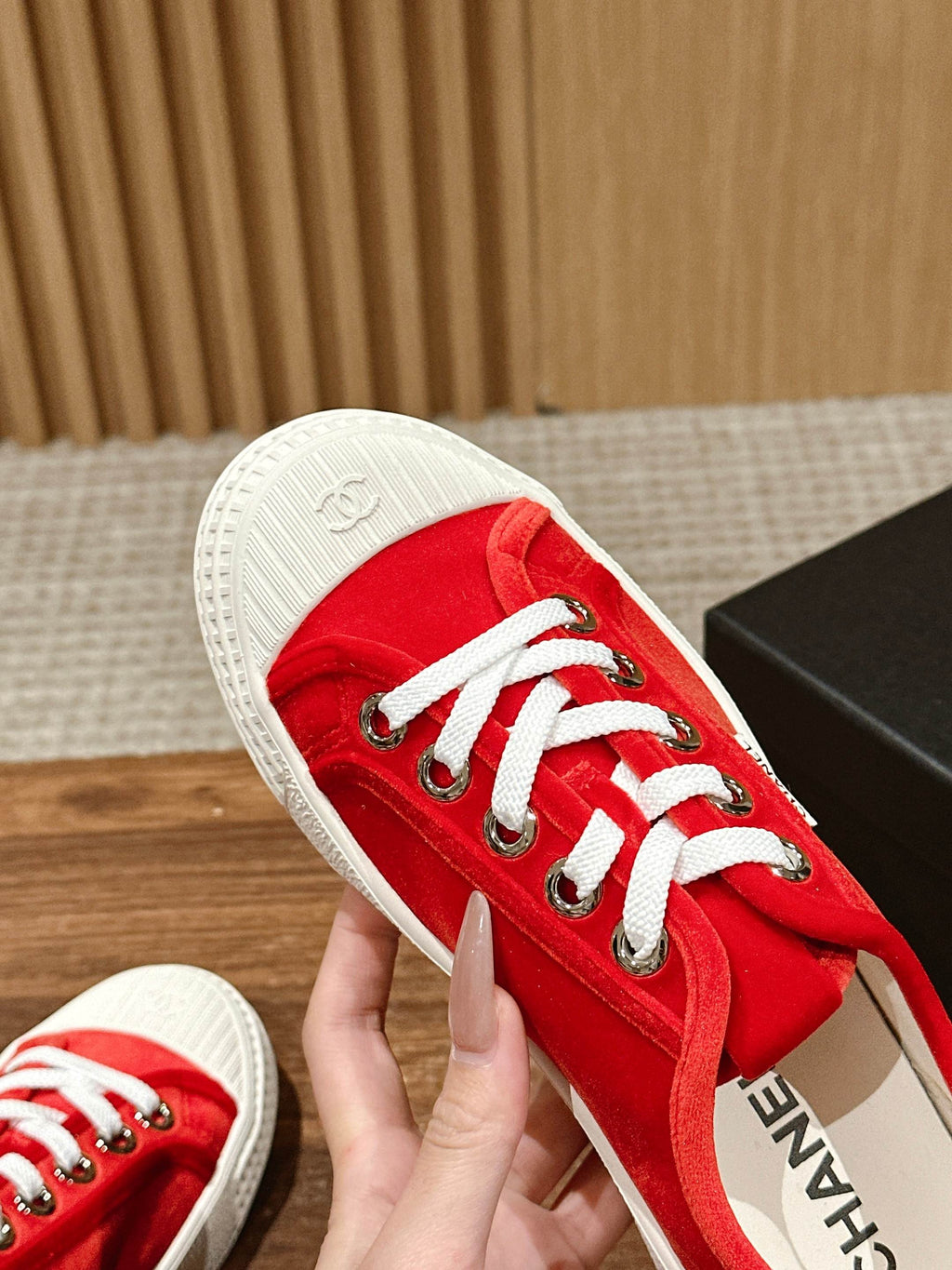 C-Sneakers