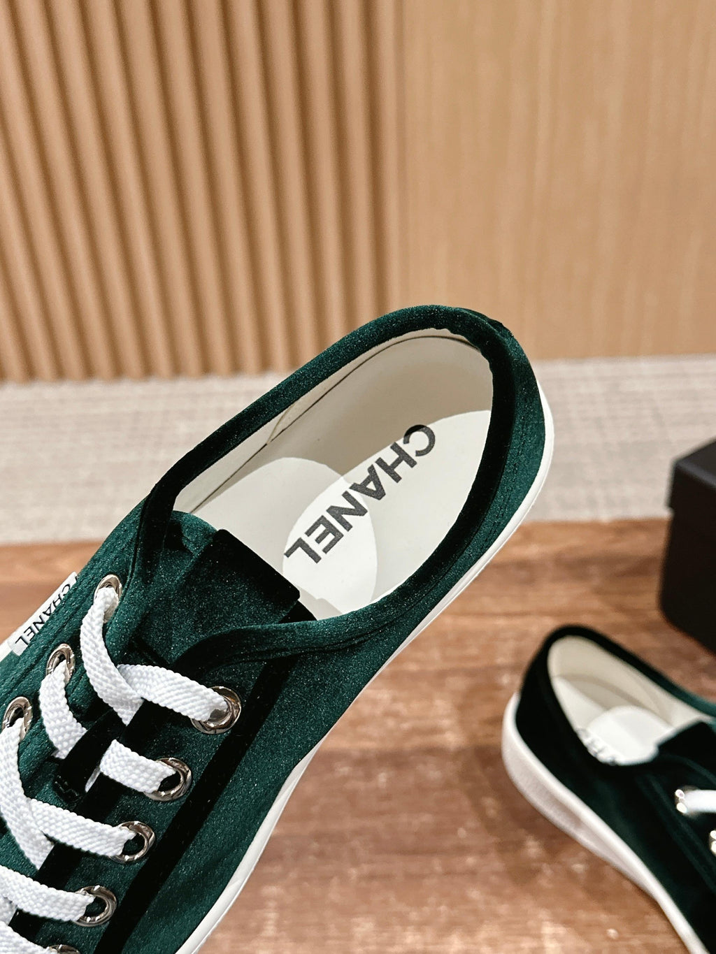 C-Sneakers