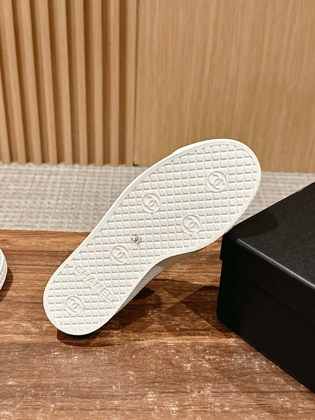 C-Sneakers