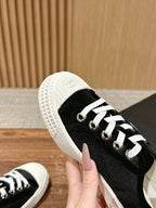 C-Sneakers