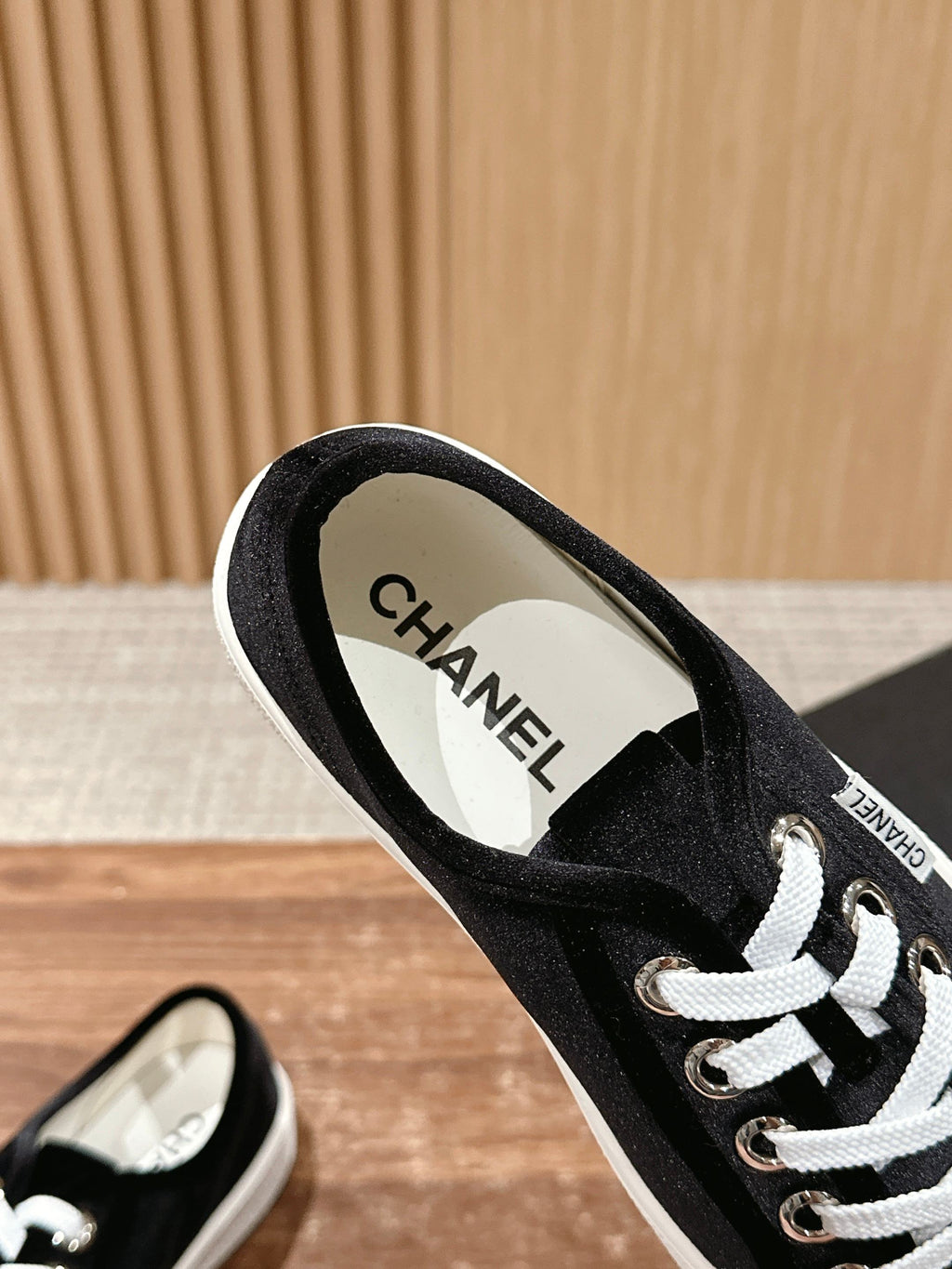 C-Sneakers