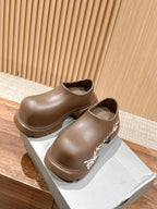 B-Sneakers