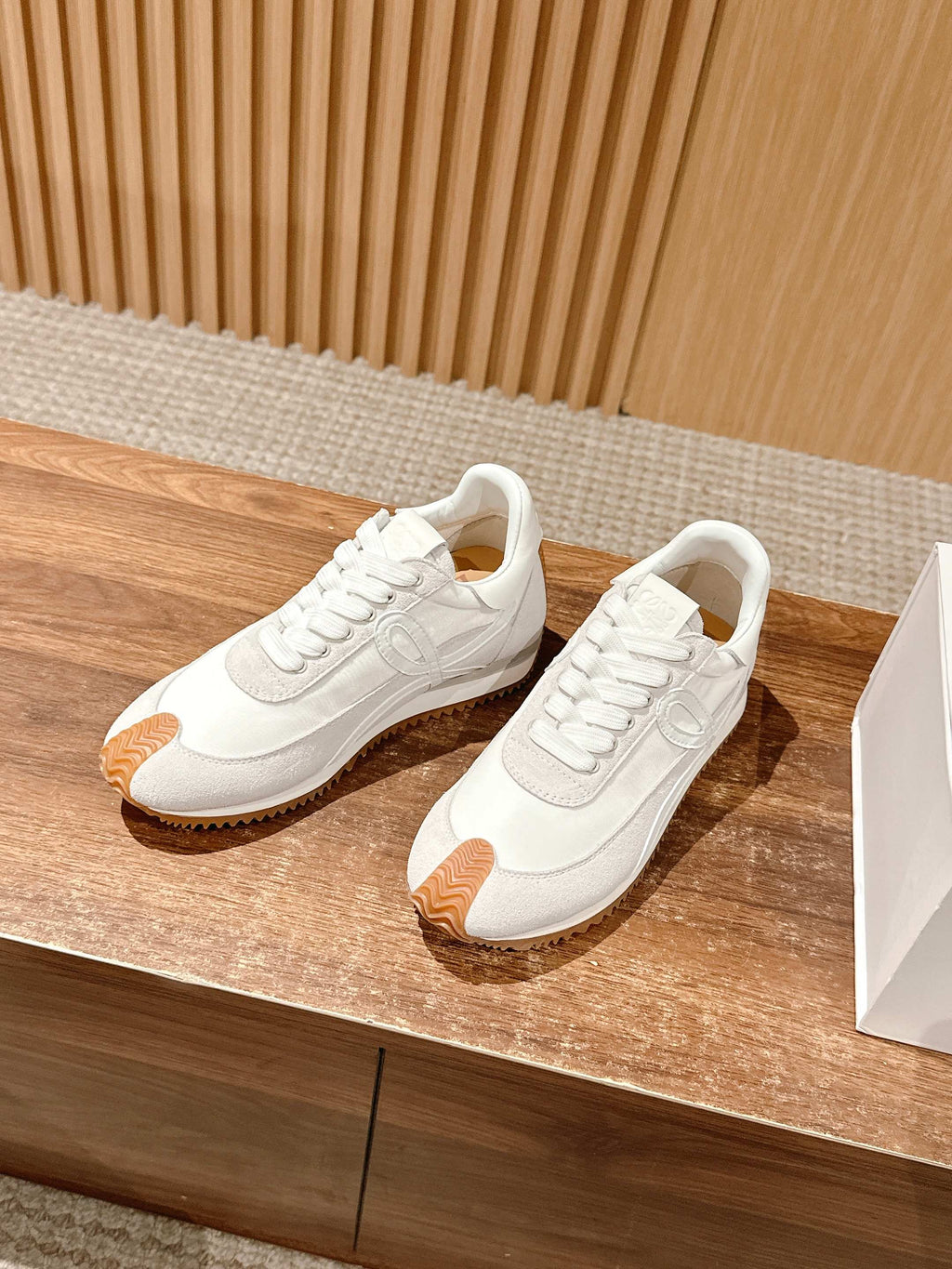 L2-Sneakers