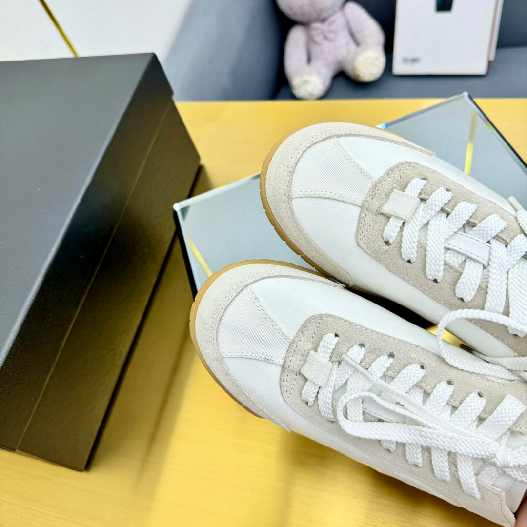 C-Sneakers