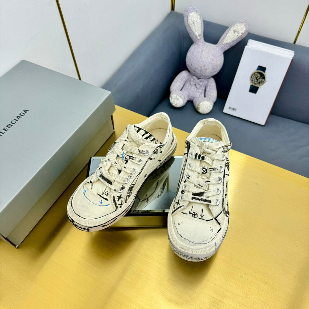 B-Sneakers