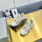 B-Sneakers