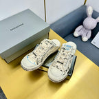 B-Sneakers