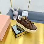 M-Sneakers