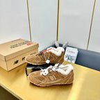 M-Sneakers