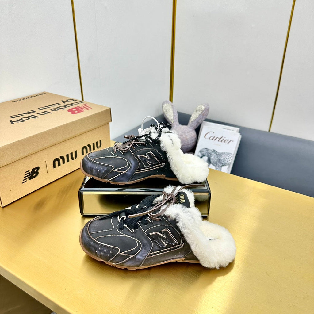 M-Sneakers