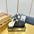 M-Sneakers