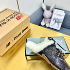 M-Sneakers