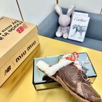 M-Sneakers