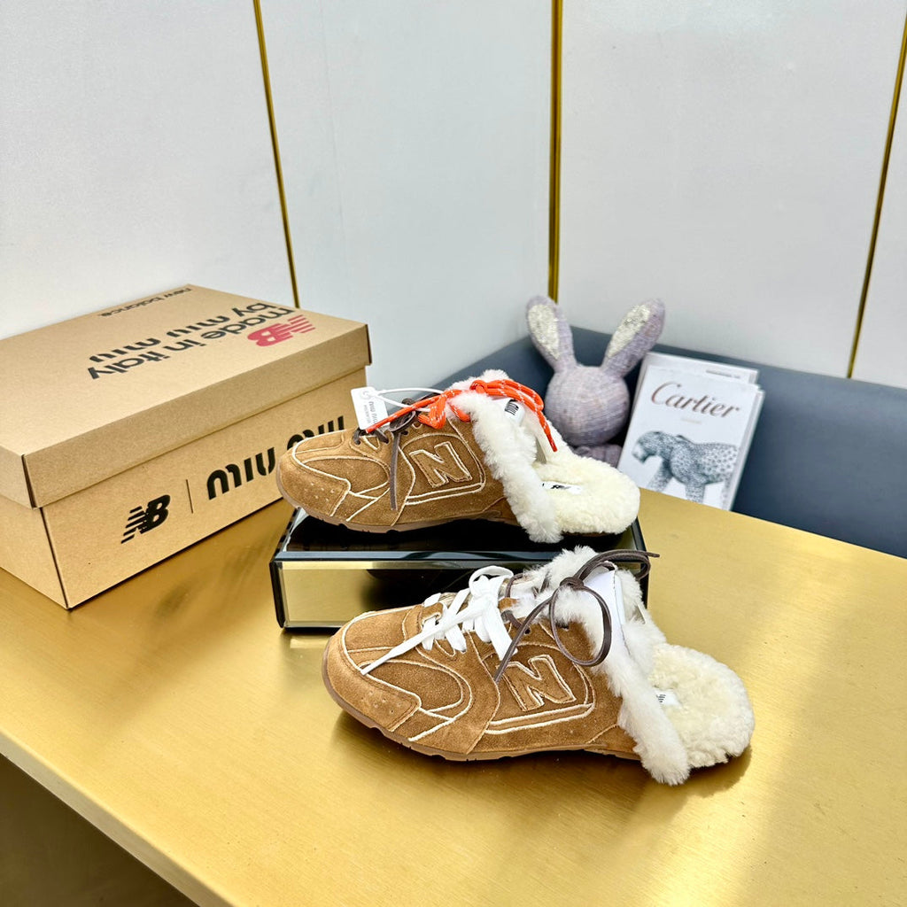 M-Sneakers