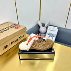 M-Sneakers
